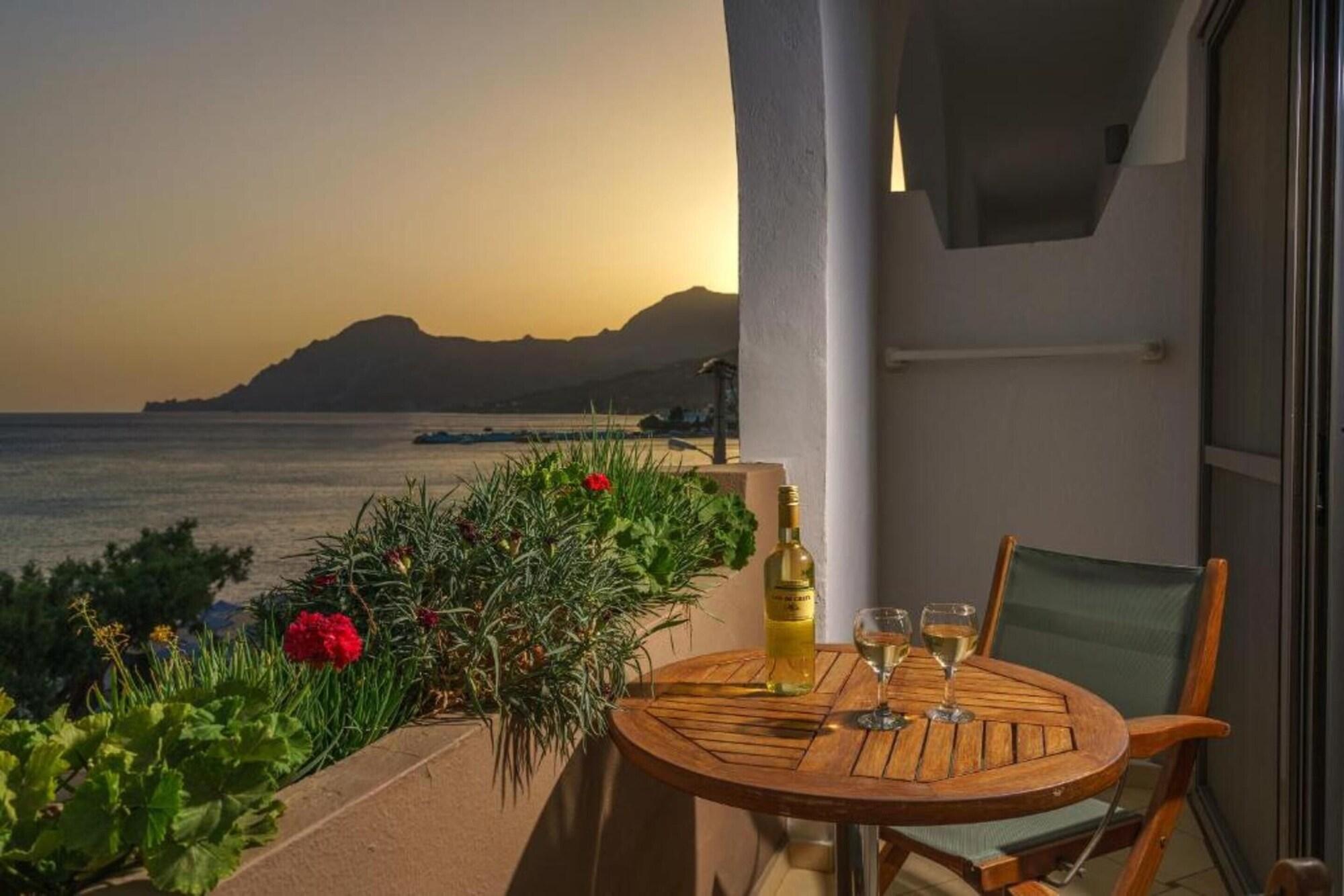 Alianthos Beach Hotel 플라키아스 외부 사진